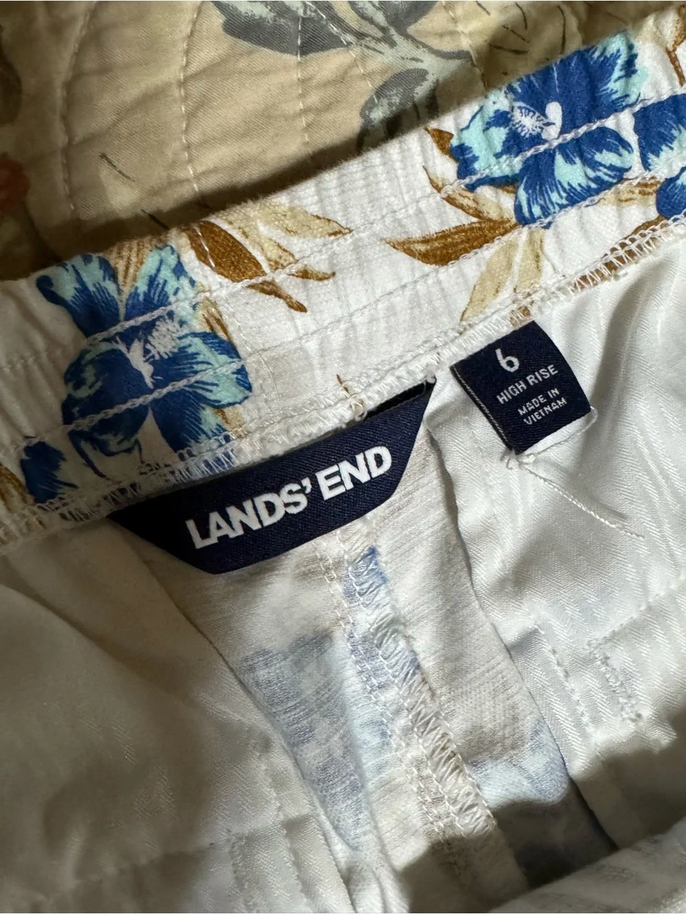 Lands' End White Floral Hybrid Shorts with Blue and Tan Print